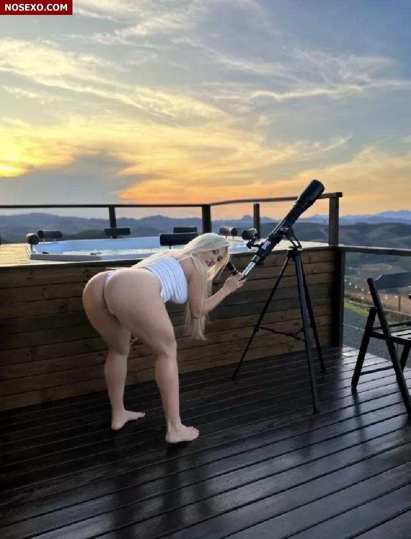 Isadora vale loira linda da bunda grande nua em video e fotos